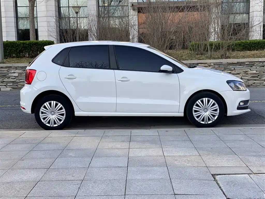 Volkswagen Polo 2018 1.5L Auto Comfort фото 6