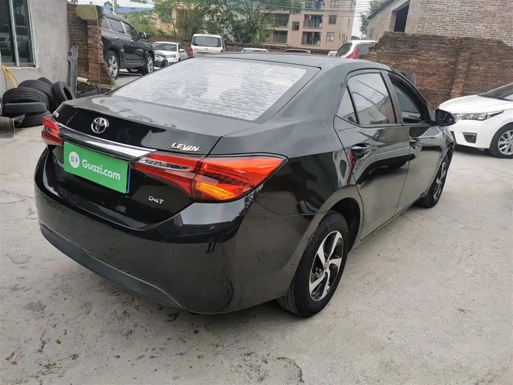 Toyota Levin 2017 Facelift 185T CVT Elite (China V) фото 7