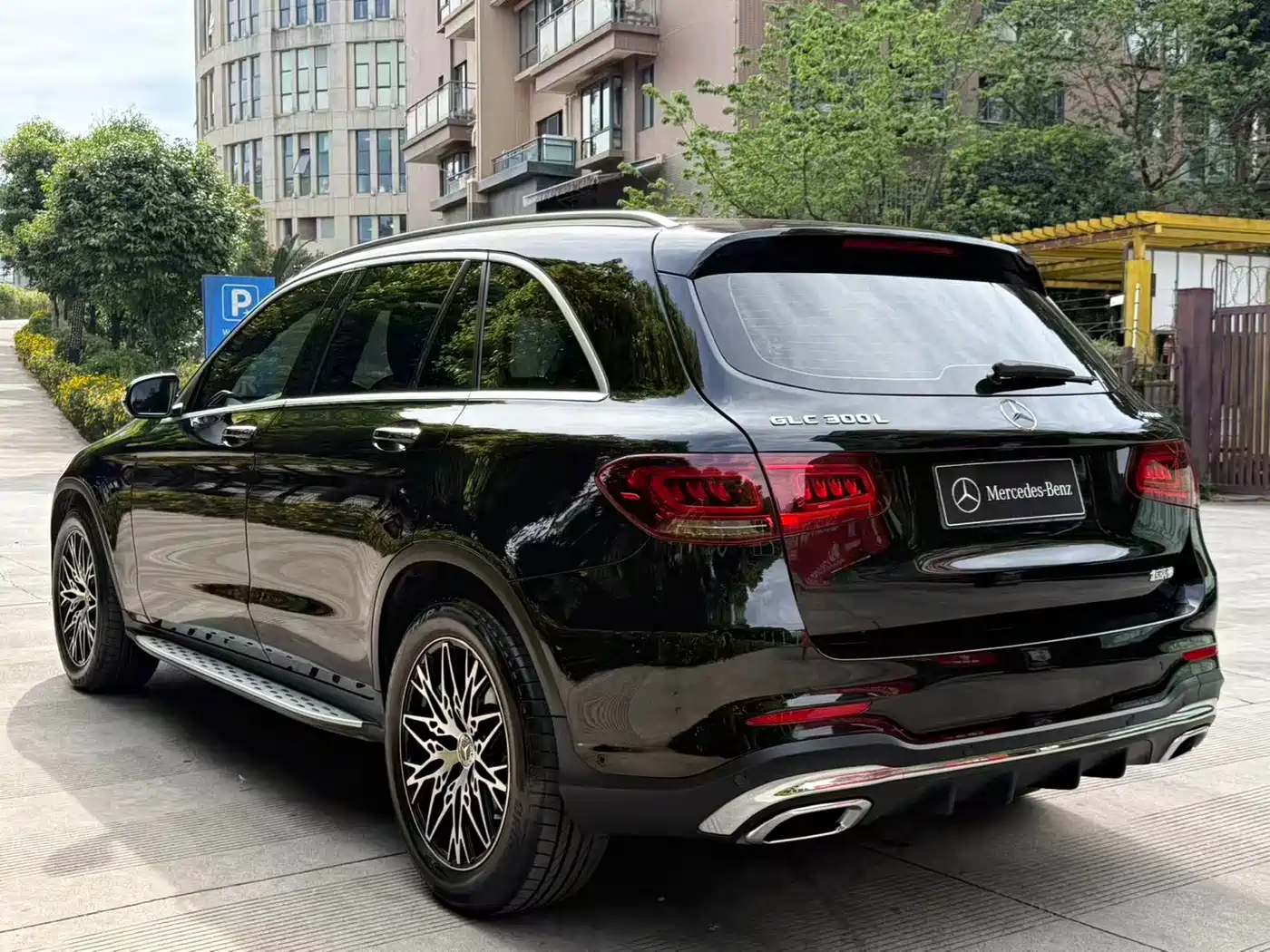 Mercedes-Benz GLC 2020 Facelift GLC 300 L 4MATIC Luxury фото 35