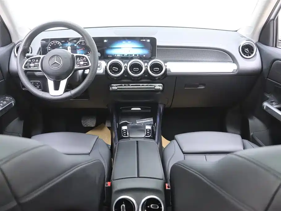 Mercedes-Benz GLB 2020 GLB 200 Dynamic фото 24