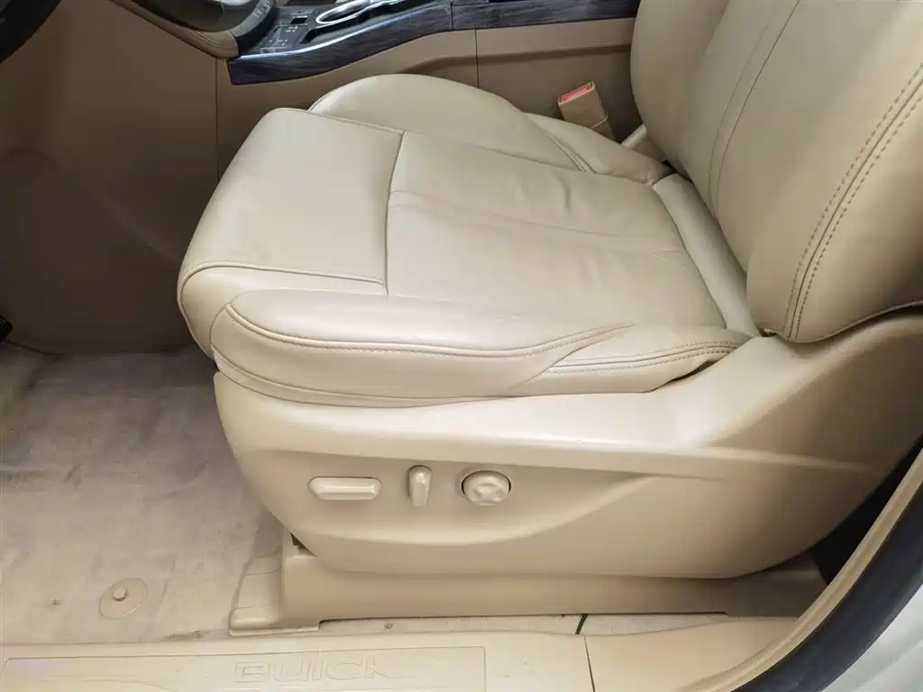 Buick GL8 2017 ES 28T Premium China V фото 20