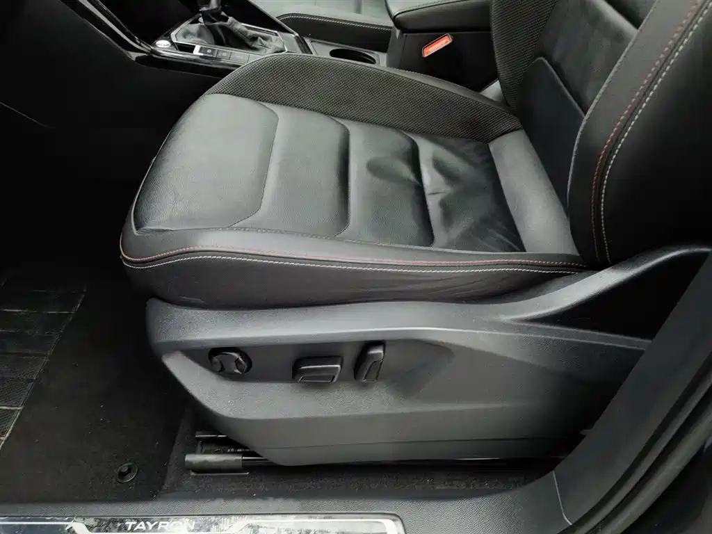 Volkswagen Tayron 2020 330TSI 2WD Luxury Smart Edition фото 20