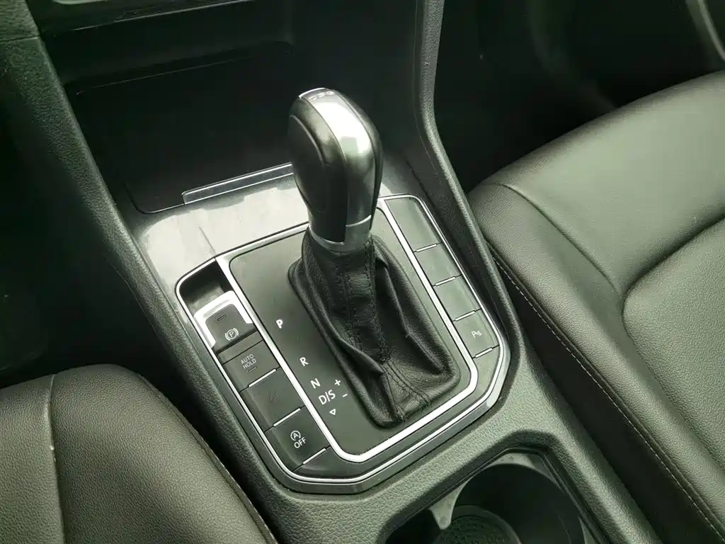 Volkswagen Golf Sportsvan 2019 280TSI Auto Curiosity China VI фото 13
