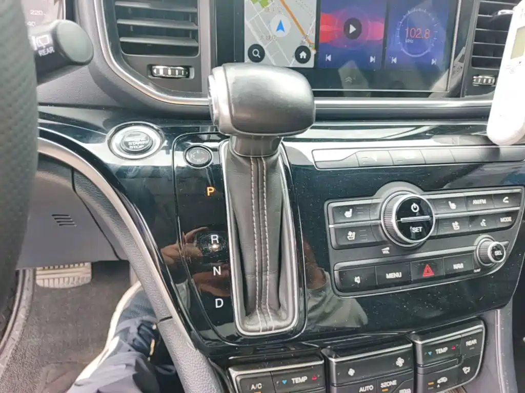 Фото 14 - GAC Trumpchi Trumpchi M8