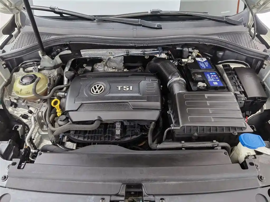 Volkswagen Tiguan L 2017 380TSI Automatic 4WD Luxury Edition фото 6