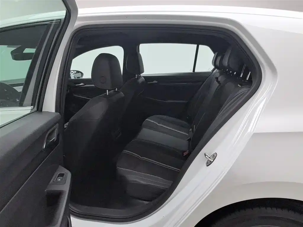 Volkswagen Golf 2023 Facelift 280TSI DSG R-Line Lite фото 15