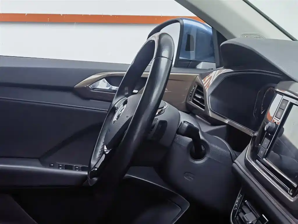 Volkswagen Tharu 2019 Model 330TSI 4WD Flagship Edition China VI фото 22