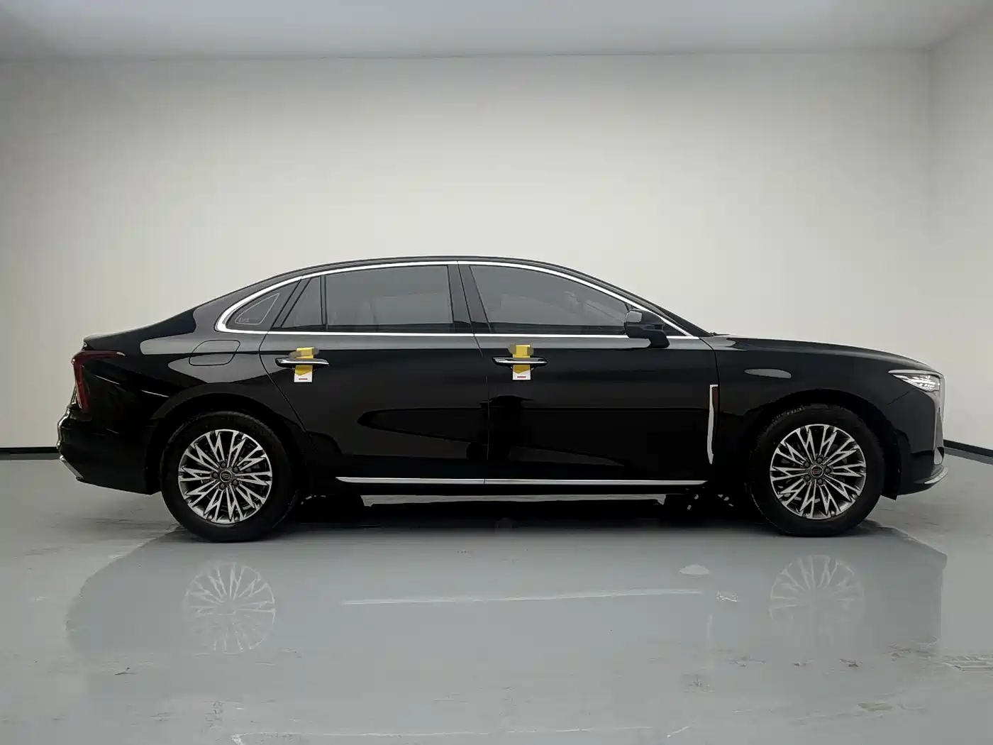 Hongqi H5 2026 2025 1.5T DCT Flag Rhythm 500,000 Units Memorial Edition