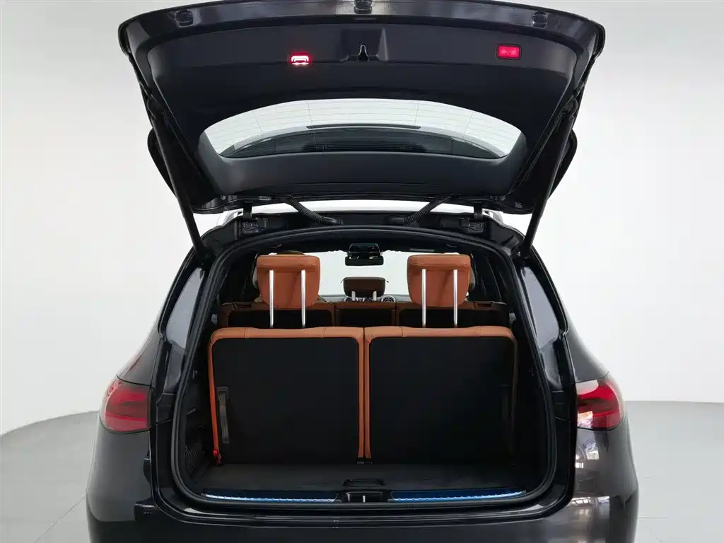 Mercedes-Benz GLC 2023 GLC 260 L 4MATIC Dynamic 7-Seater фото 16