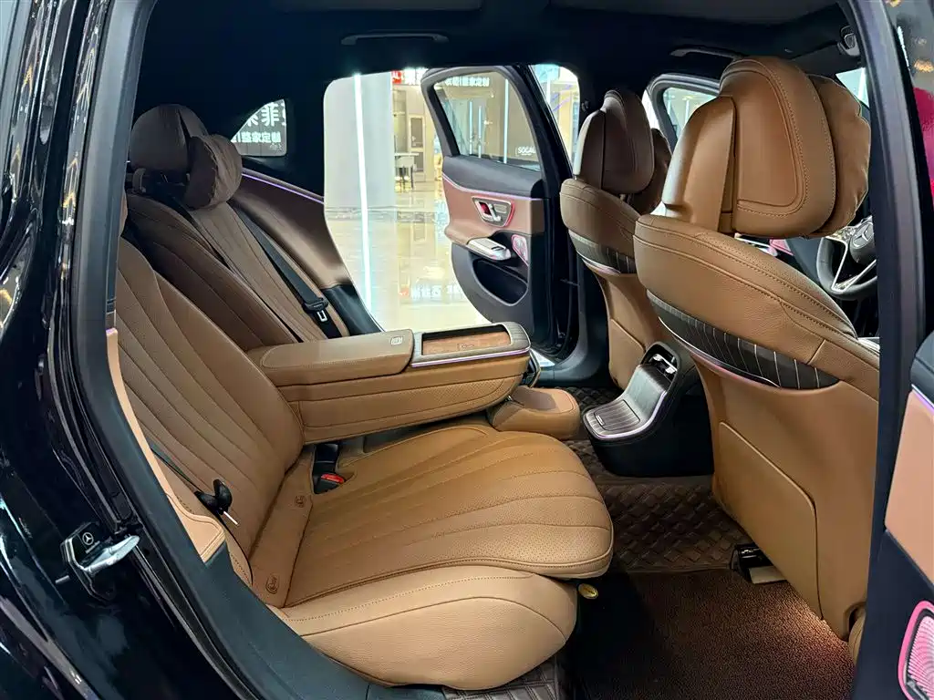 Mercedes-Benz E-Class 2024 Model E 300 L Luxury фото 9