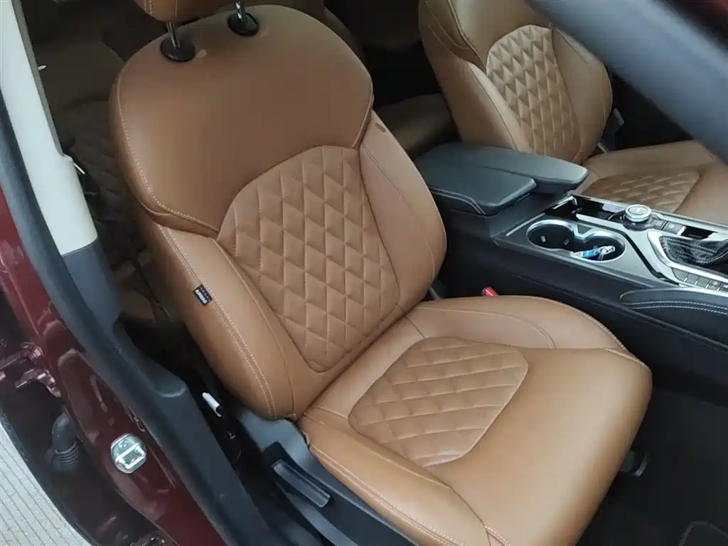 SAIC Maxus D90 2017 2.0T Automatic 4WD Sirius фото 23
