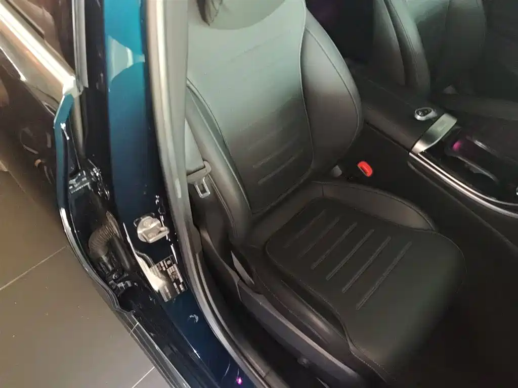 Mercedes-Benz C-Class 2023 Facelift II C 260 L Sport Edition фото 20
