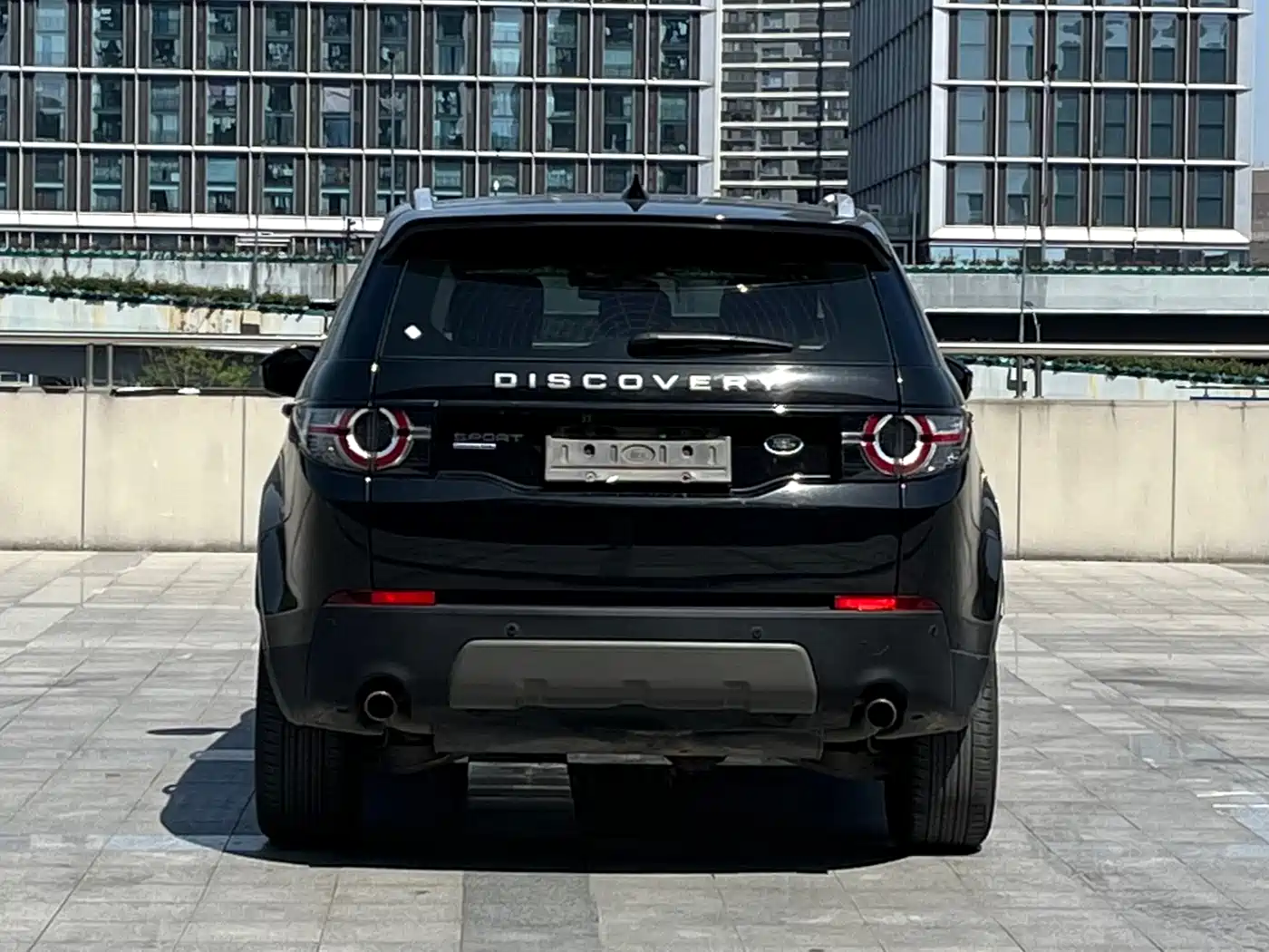 Land Rover Discovery Sport 2017 2.0T SE фото 4