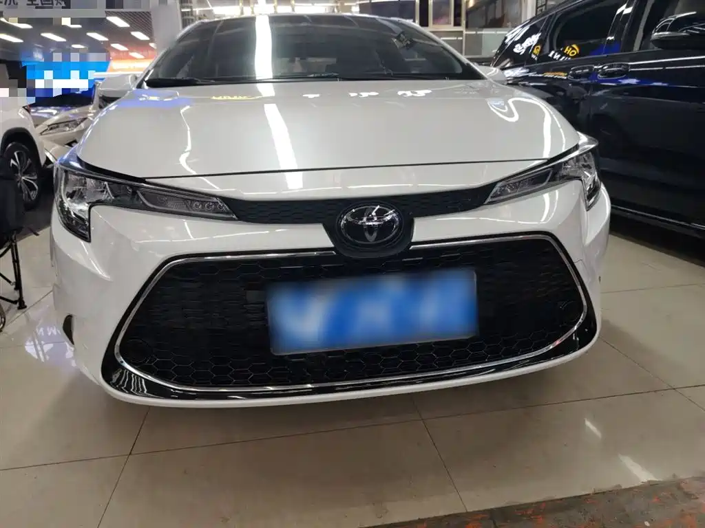Toyota Levin 2021 185T CVT Luxury Edition фото 3