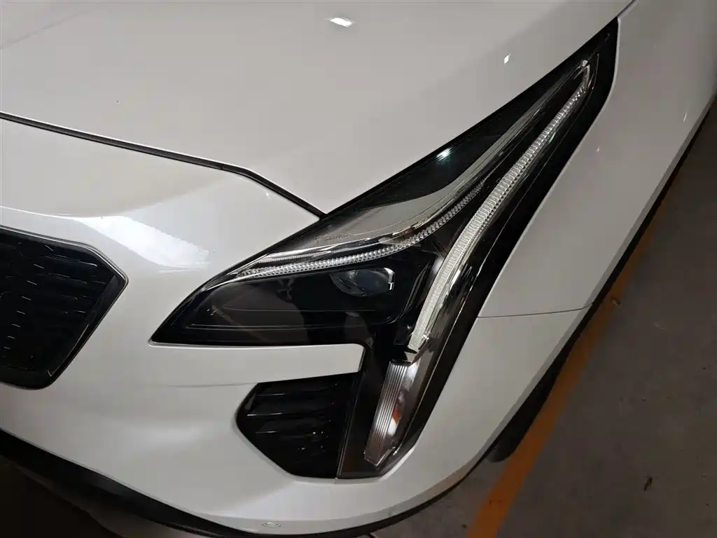 Cadillac XT4 2018 Model 28T 2WD Technology фото 17