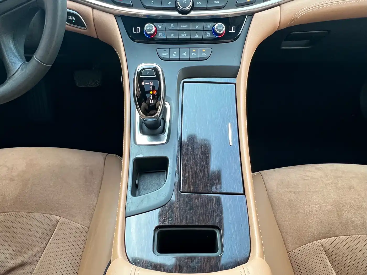 Buick LaCrosse 2016 28T Flagship фото 19