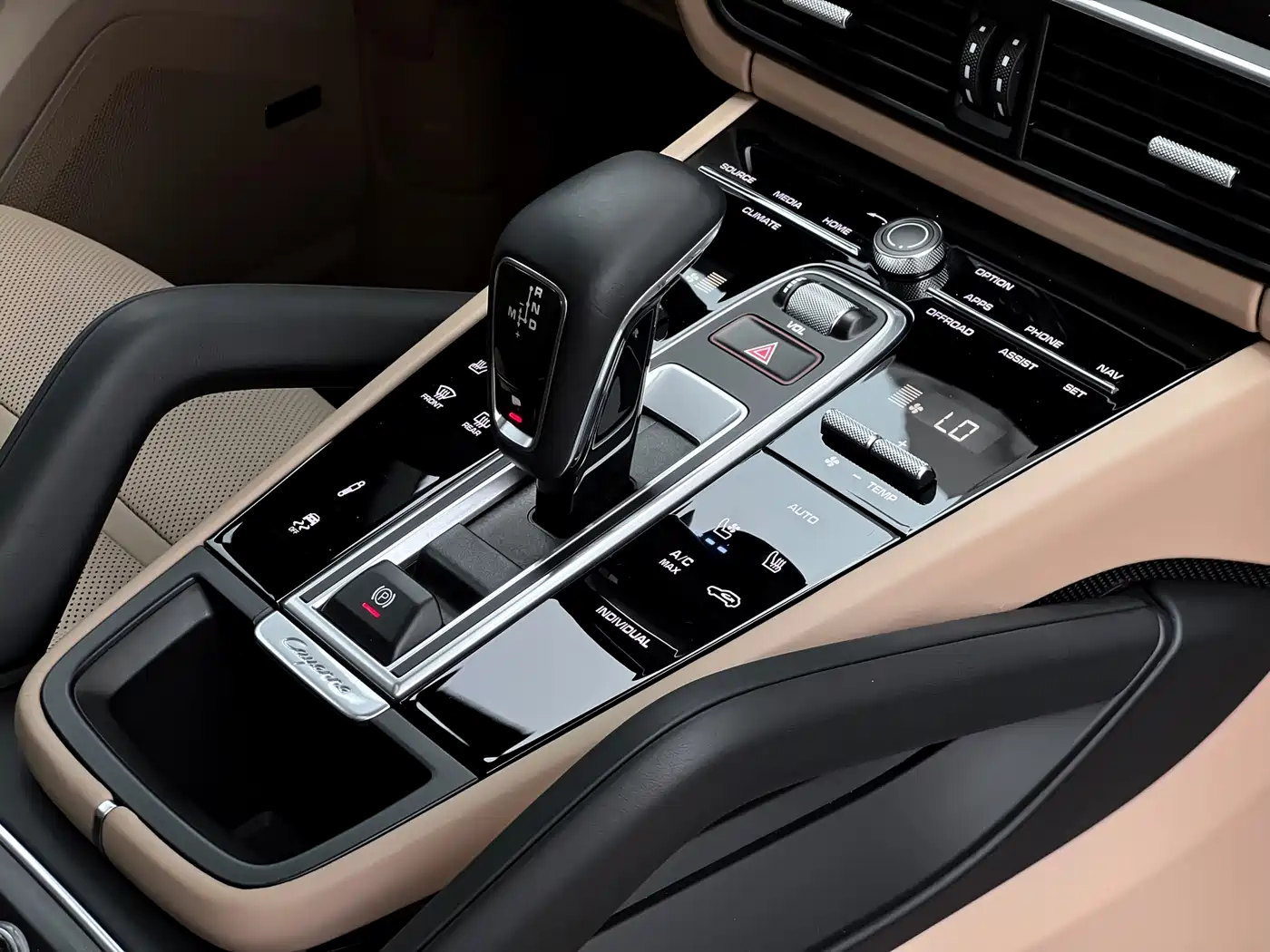Porsche Cayenne New Energy 2023 Cayenne E-Hybrid 2.0T фото 21