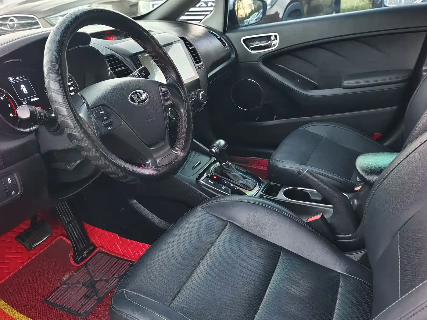 Kia K3 2016 1.6L Automatic GLS фото 4