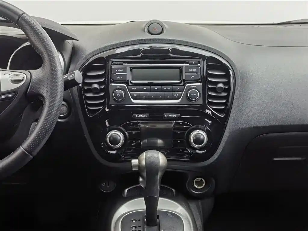 Infiniti ESQ 2014 1.6L Free Edition фото 12