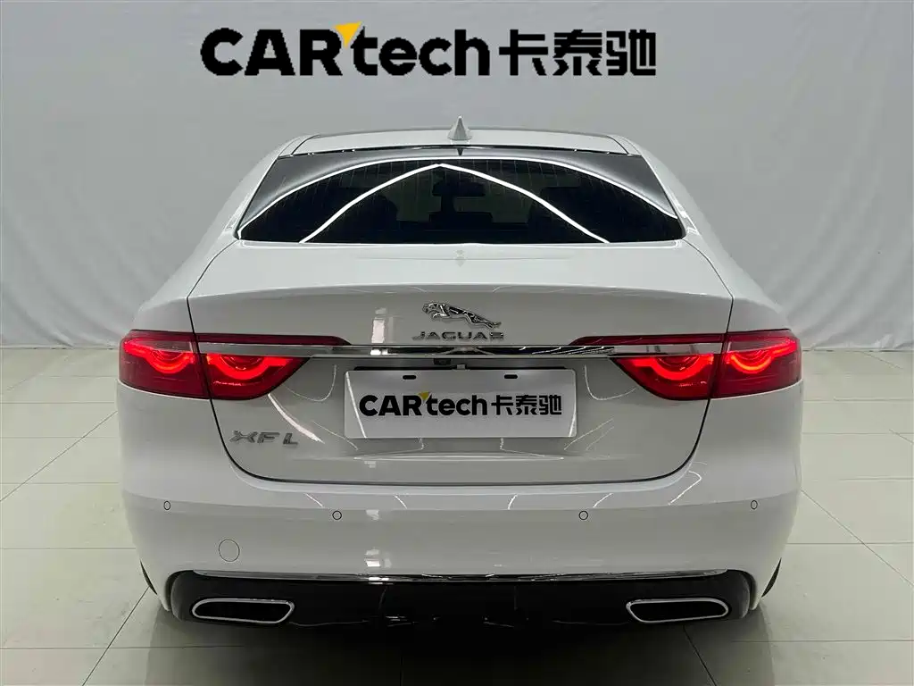 JAGUAR XFL
