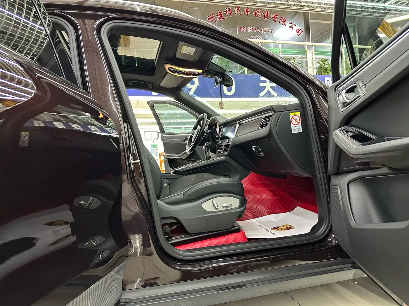 Porsche Macan 2018 Macan 2.0T фото 12