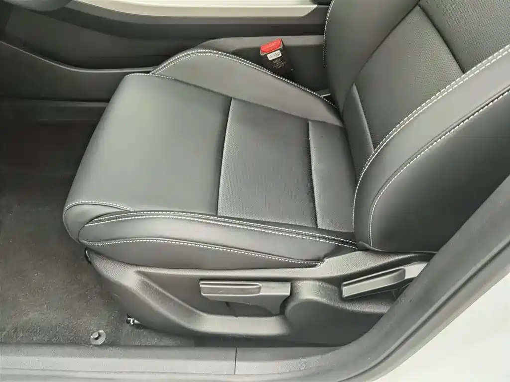 GEELY AUTOMOBILE BINYUE