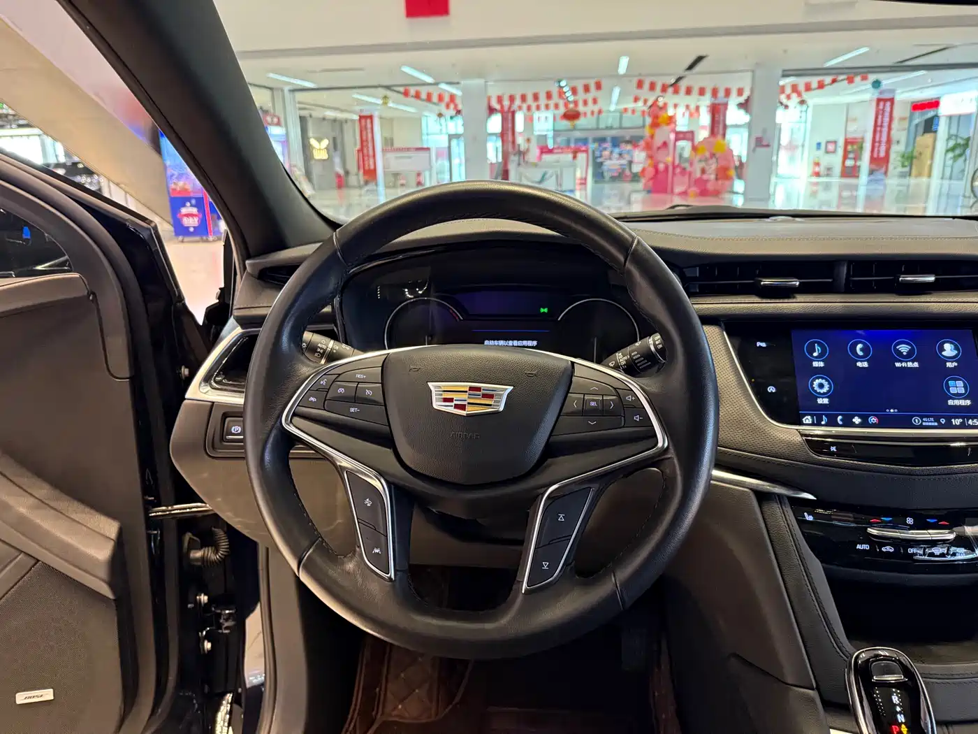 CADILLAC XT5