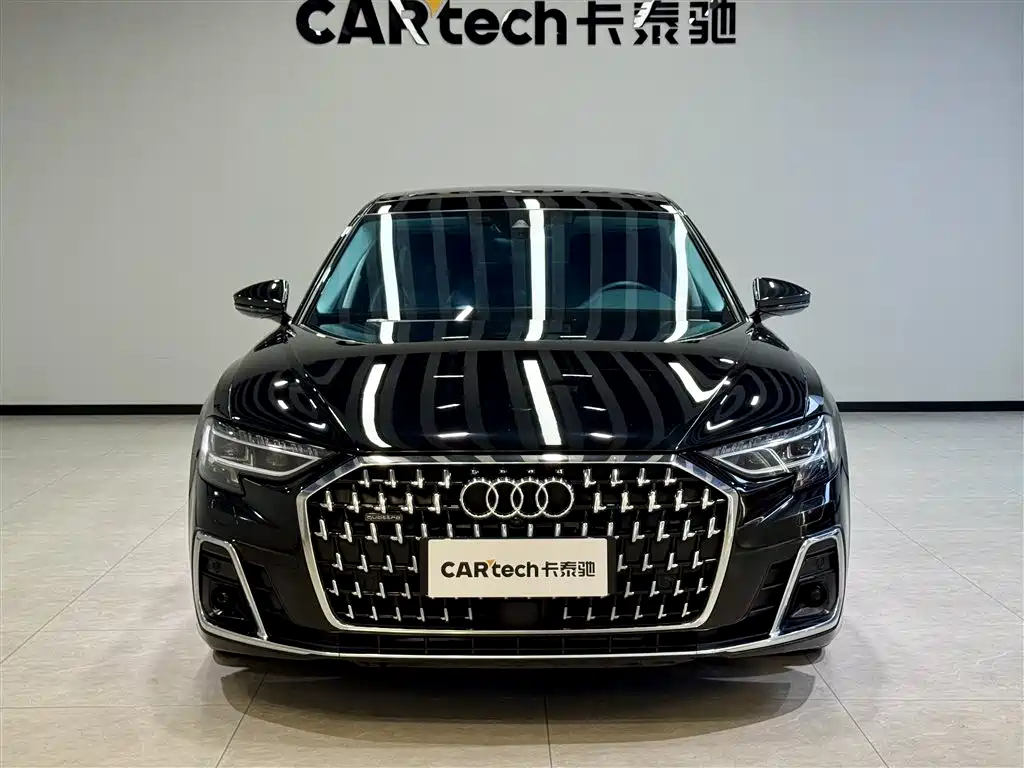 Audi A8 2023 A8L 50 TFSI quattro Exclusive фото 4