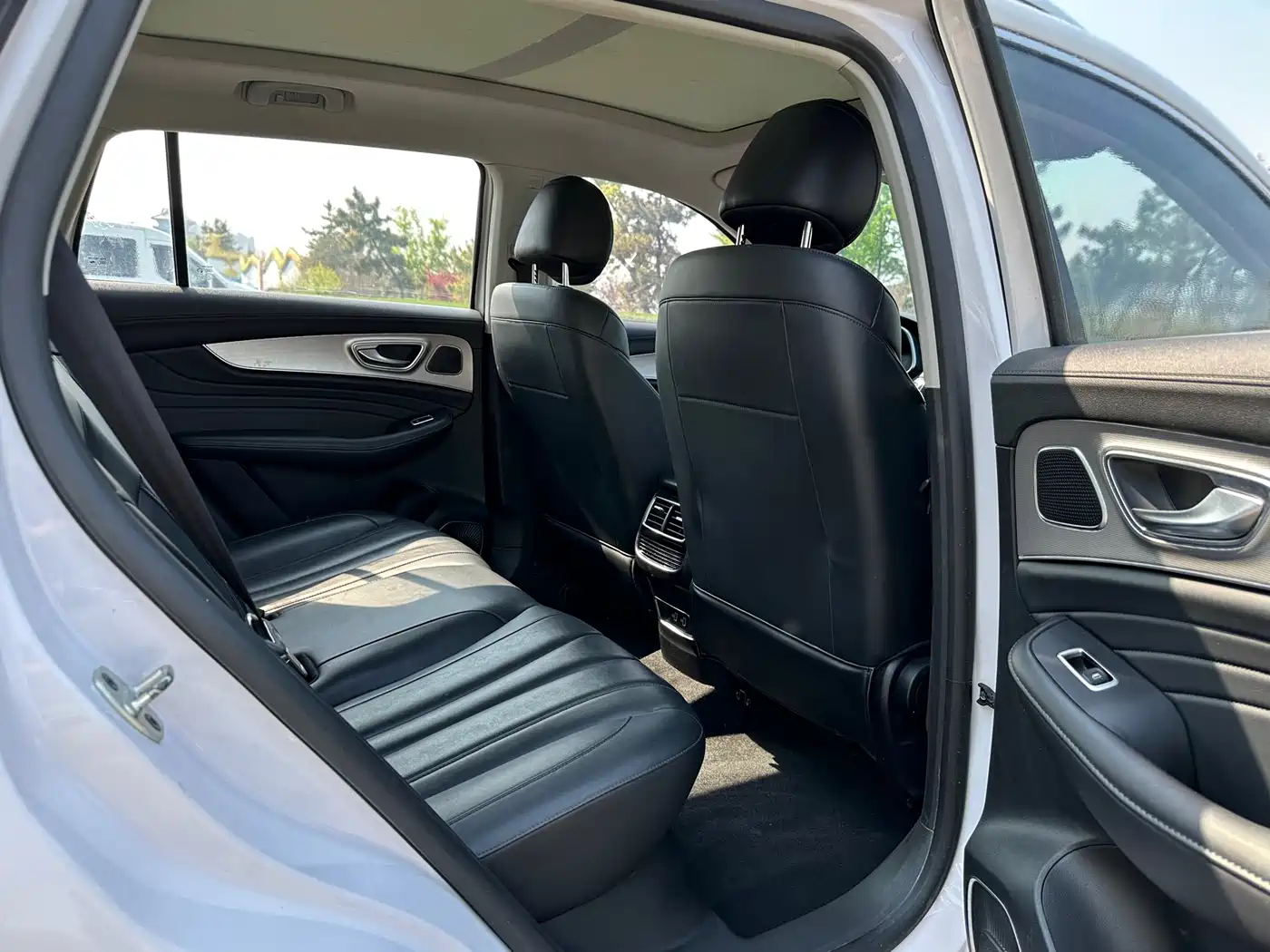Roewe RX5 MAX 2020 2019 300TGI Automatic 4G Connected Luxury Edition