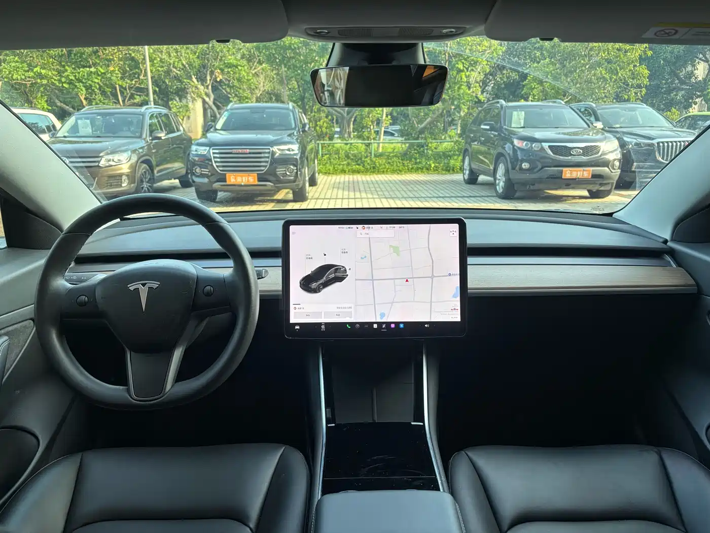 TESLA MODEL 3