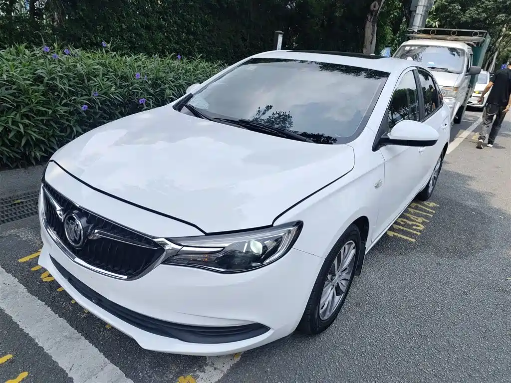 Buick Excelle 2019 18T Auto Connected Elite China VI фото 2