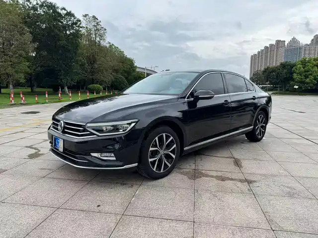 Volkswagen Magotan 280TSI DSG, Комфорт