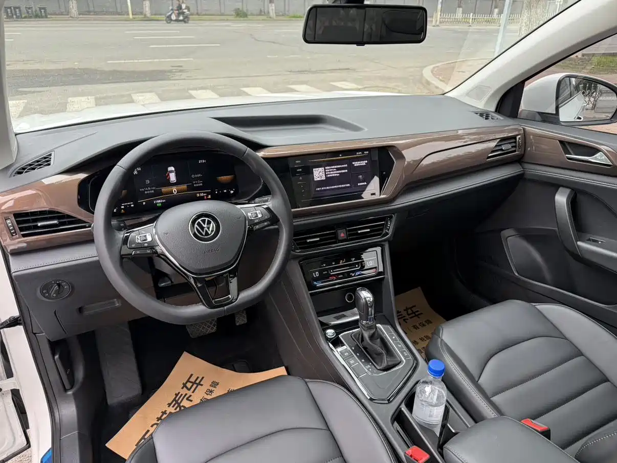 Volkswagen Tharu, миниатюра 9