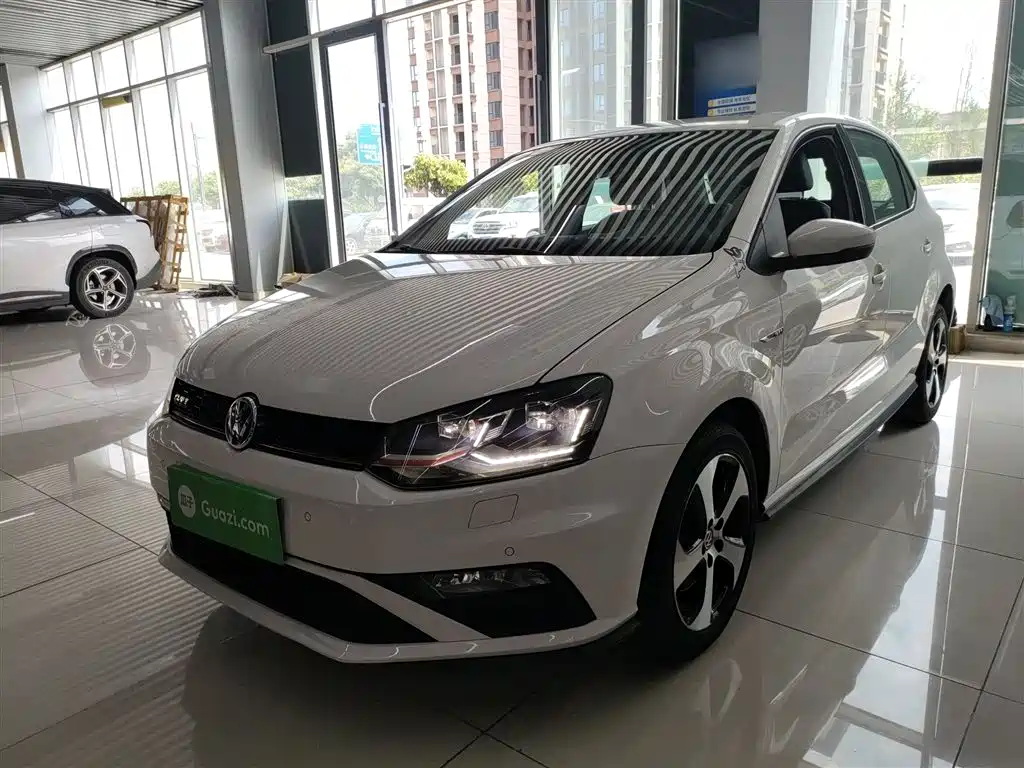 Volkswagen Polo 2015 Model 1.4TSI GTI фото 2