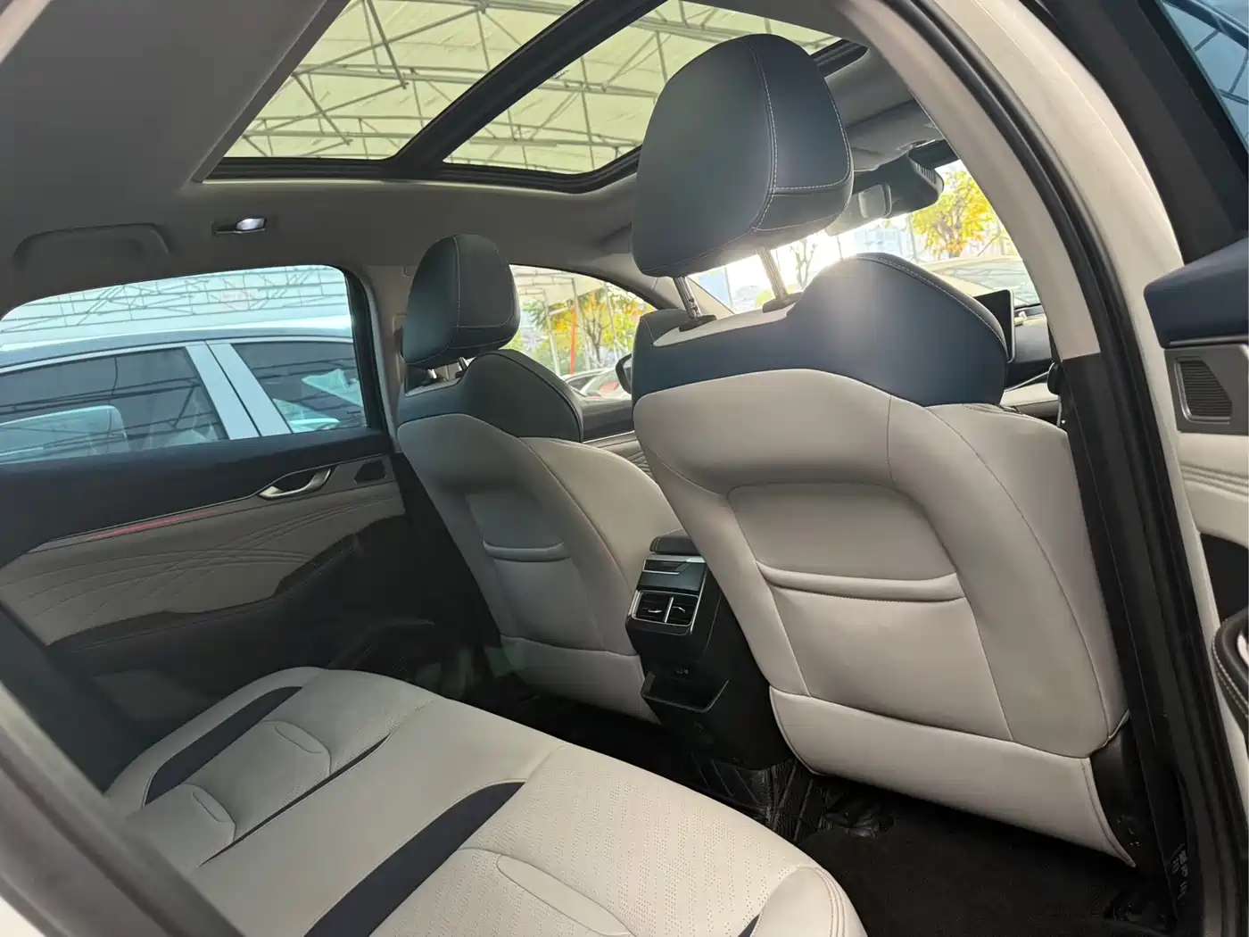 GEELY AUTOMOBILE XINGRUI