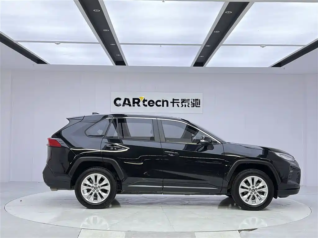 TOYOTA WILANDA