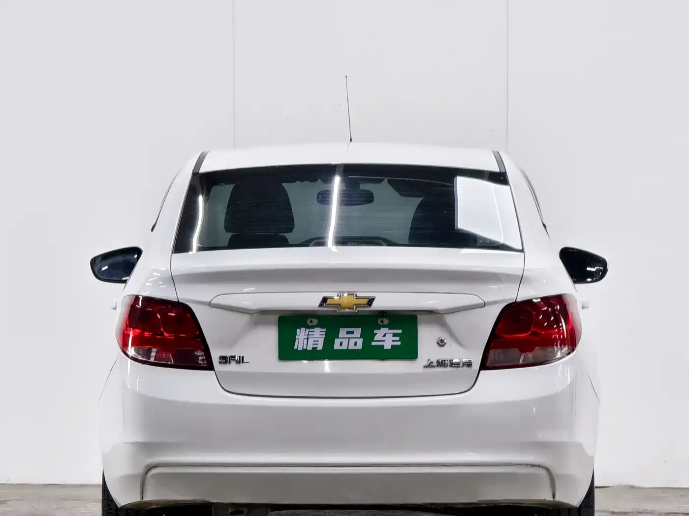 Chevrolet Sail 2015 Sail 3 1.5L AMT Happiness Sunroof Edition фото 5