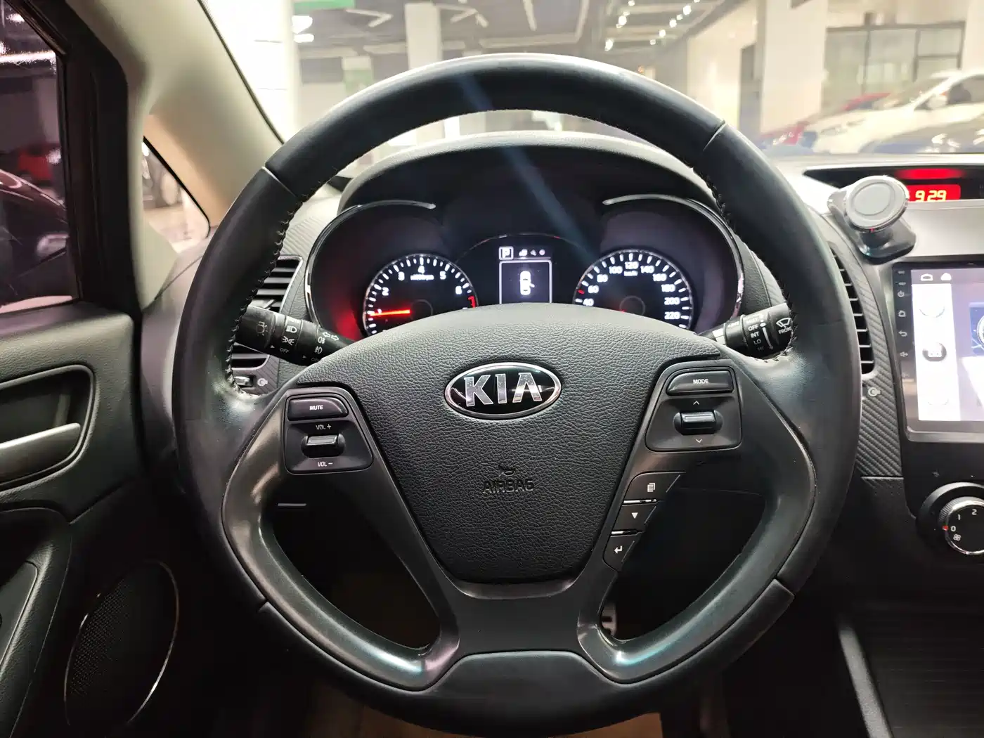 Kia K3 2016 1.6L Automatic GLS фото 13