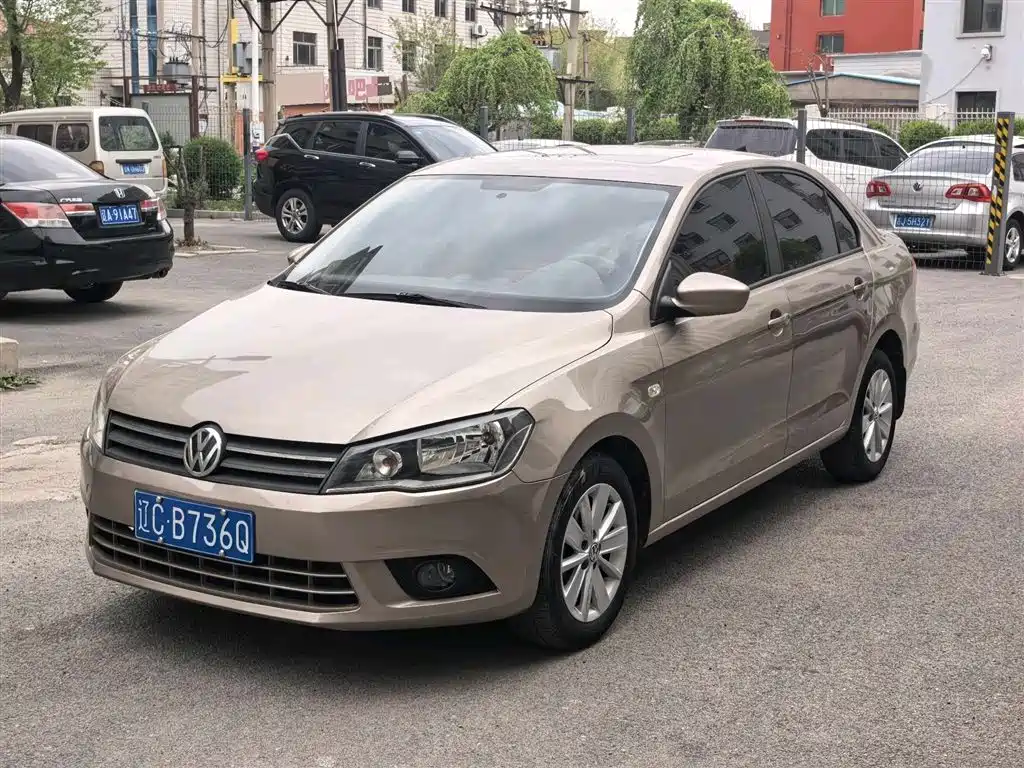 Volkswagen Jetta 2015 1.6L Automatic Luxury
