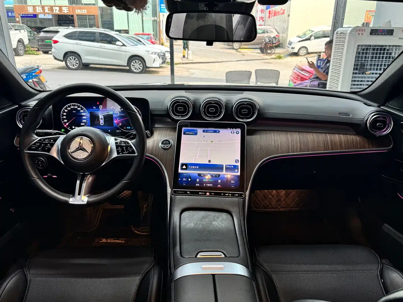 Фото 8 - Mercedes-Benz C-Class