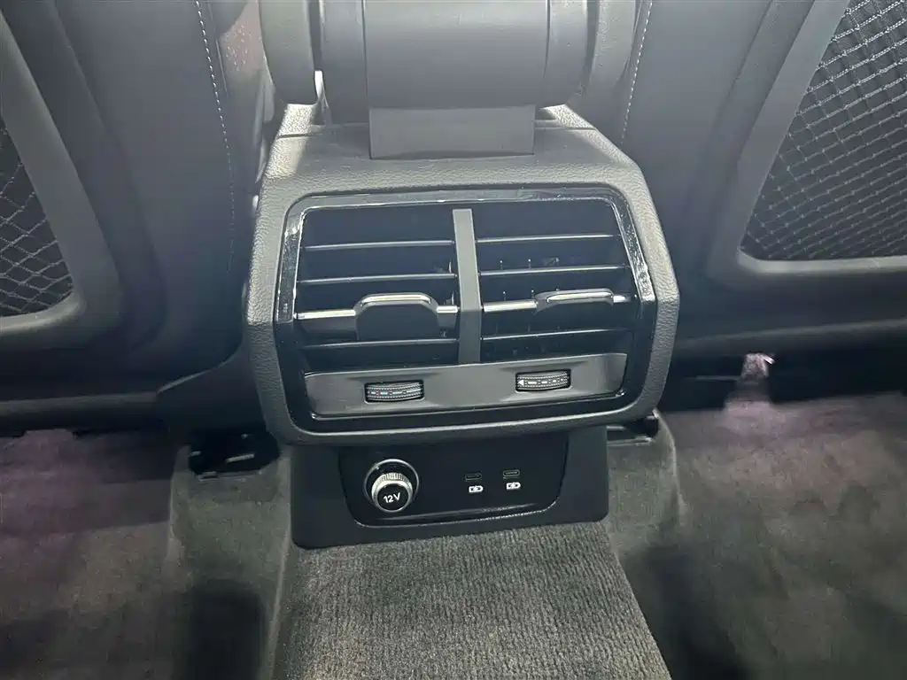 Audi Q3 2024 40 TFSI Fashion Sport фото 25