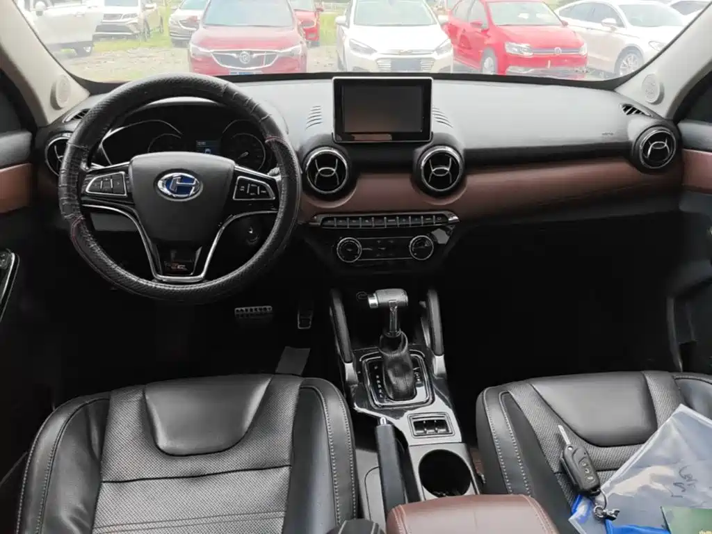 BAIC Changhe Q35 2017 2016 1.5L Automatic Smart Edition