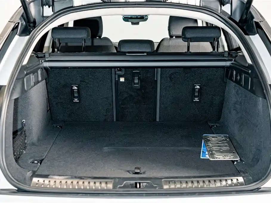 Land Rover Range Rover Velar 2024 S фото 22