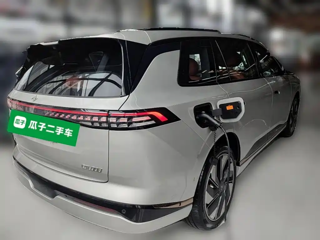 Dongfeng Yipai eπ008 2025 2024 210Max Range Extender 6-Seater