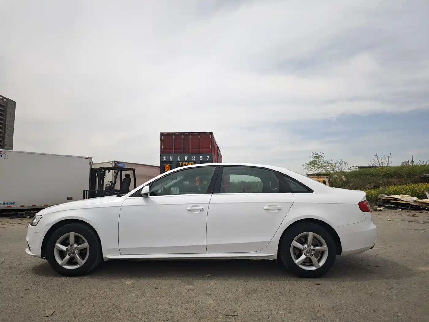 Audi A4L 2013 35 TFSI Automatic Comfort фото 15