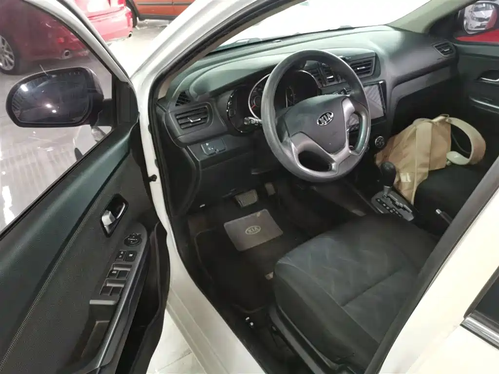 Kia K2 2015 Sedan 1.4L AT GLS фото 12