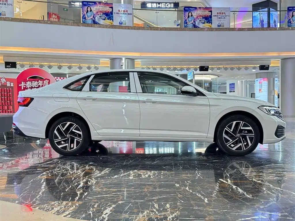 Volkswagen Sagitar 2025 Model Year Facelift 300TSI DSG Soaring Edition фото 4