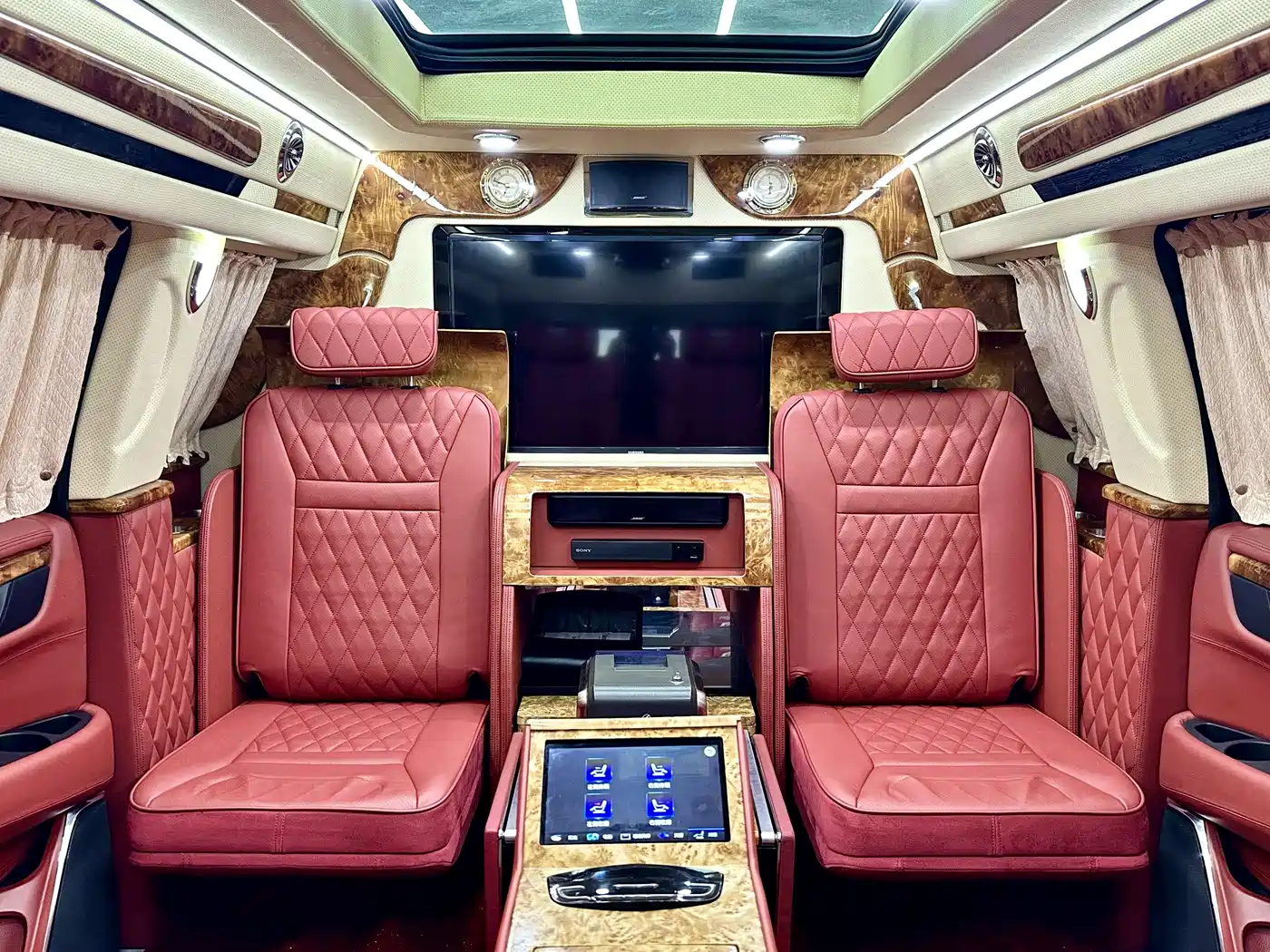 Фото 6 - Cadillac Escalade