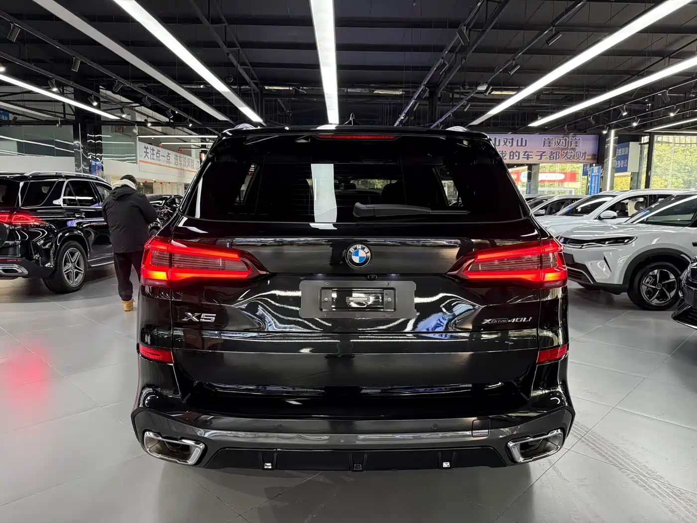 BMW X5 2022 Facelift xDrive 40Li M Sport Package фото 13
