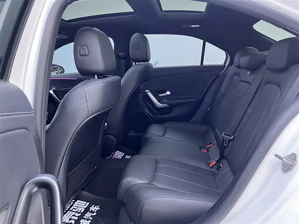 Mercedes-Benz A-Class 2020 A 200 L Sport Sedan фото 20